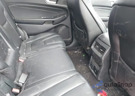 2020 Ford Edge Titanium z USA, uszkodzony, nr VIN 2FMPK4K91LBB35370